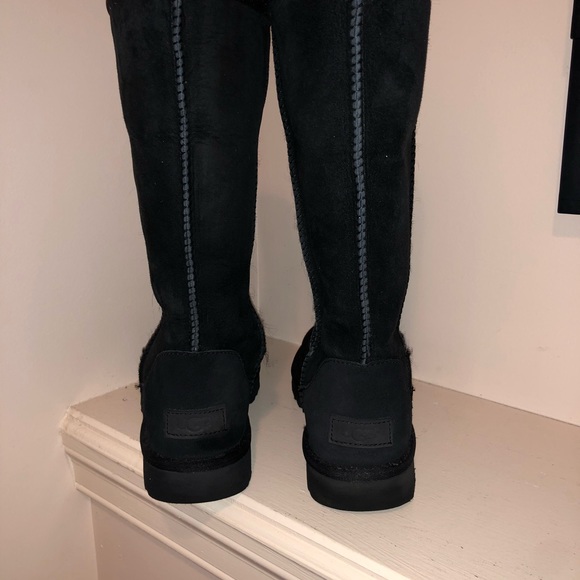Classic Tall Black Uggs Woman’s Size 6 - Picture 5 of 6